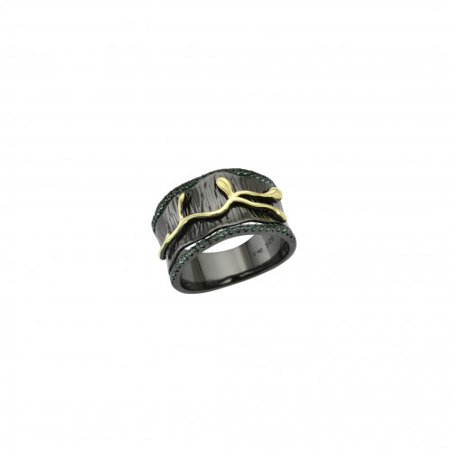 Black ring