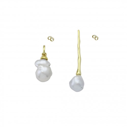 "Crumpled" Earrings with Pearl