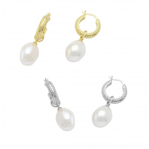 Loop Earrings with Pearl