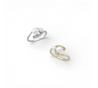 By Pass Pearl Ring