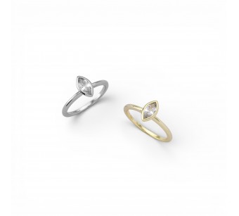 Solitaire Mini Ring