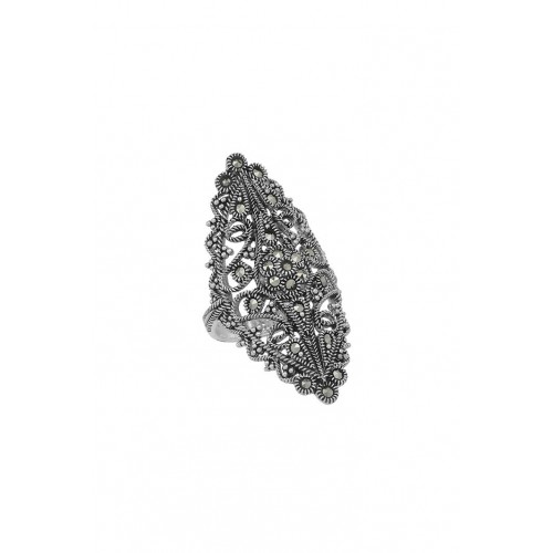 Ring with marcasite