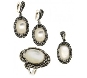 Silver marcasite jewellery set