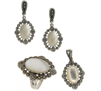 Silver marcasite jewellery set