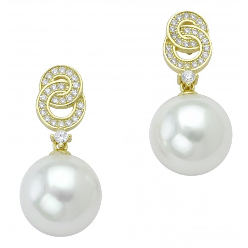 Dangling Earrings with Pearl
