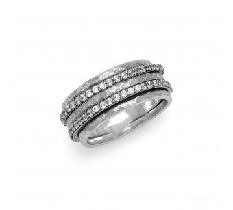 Silver spinning ring