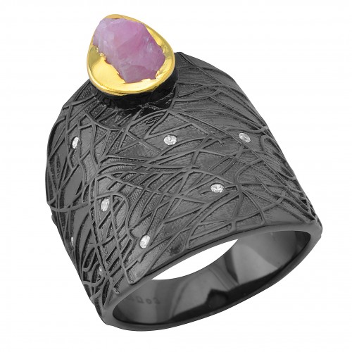 Black ring