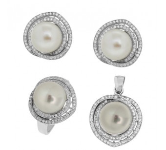 Silver jewellery set