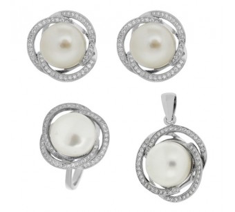 Silver jewellery set