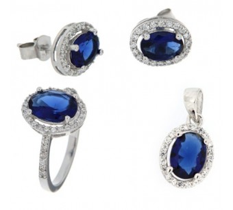Silver jewellery set
