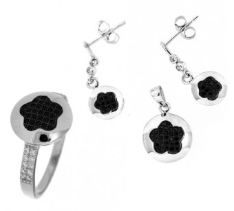 Silver jewellery set
