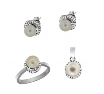 Silver jewellery set