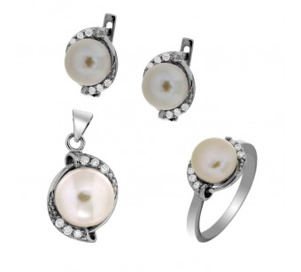 Silver jewellery set