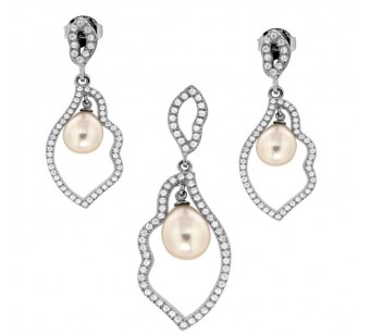 Silver jewellery set