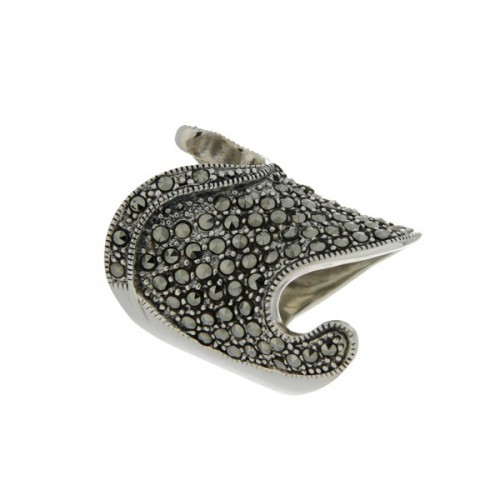 Silver marcasite ring